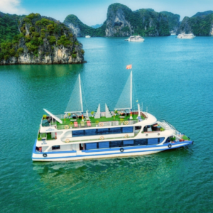 Queen Cruise Tuan Chau Port