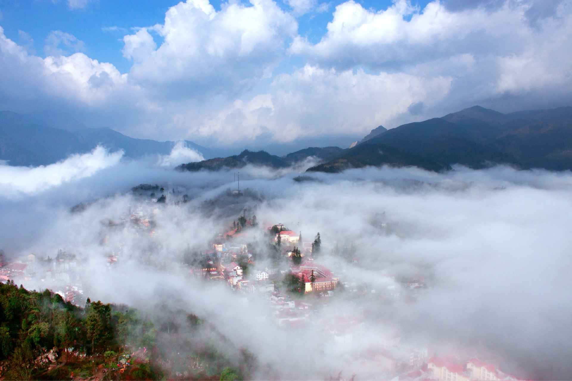 Mountain Cloud